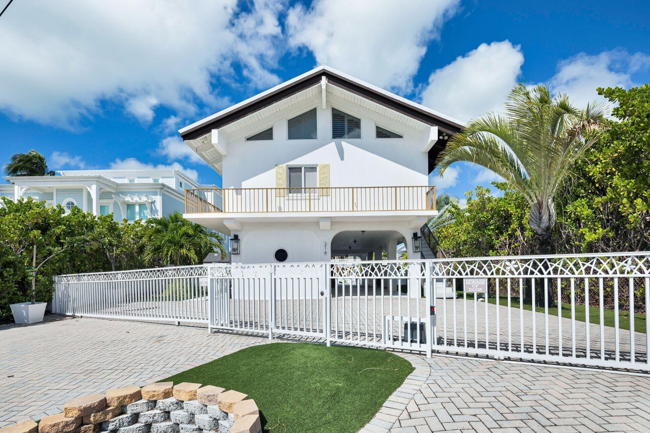 218 Aberdeen Court, Tavernier, FL 33070 Photo