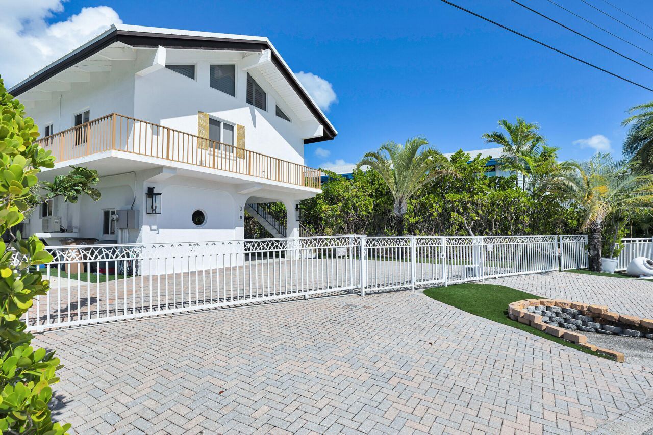 218 Aberdeen Court, Tavernier, FL 33070 Photo