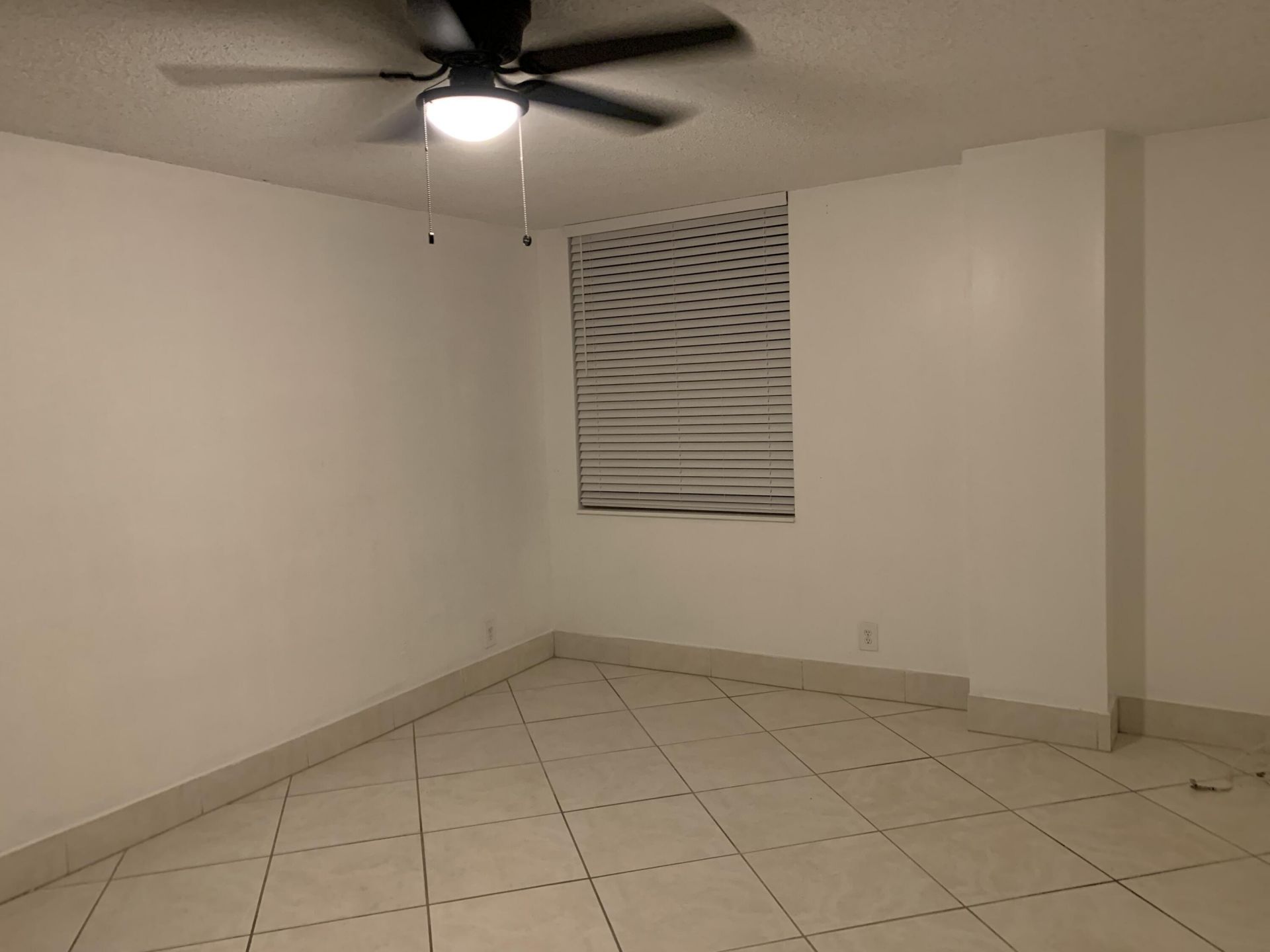 2935 NE 163rd Street, Unit 3m, North Miami Beach, FL 33160 Photo