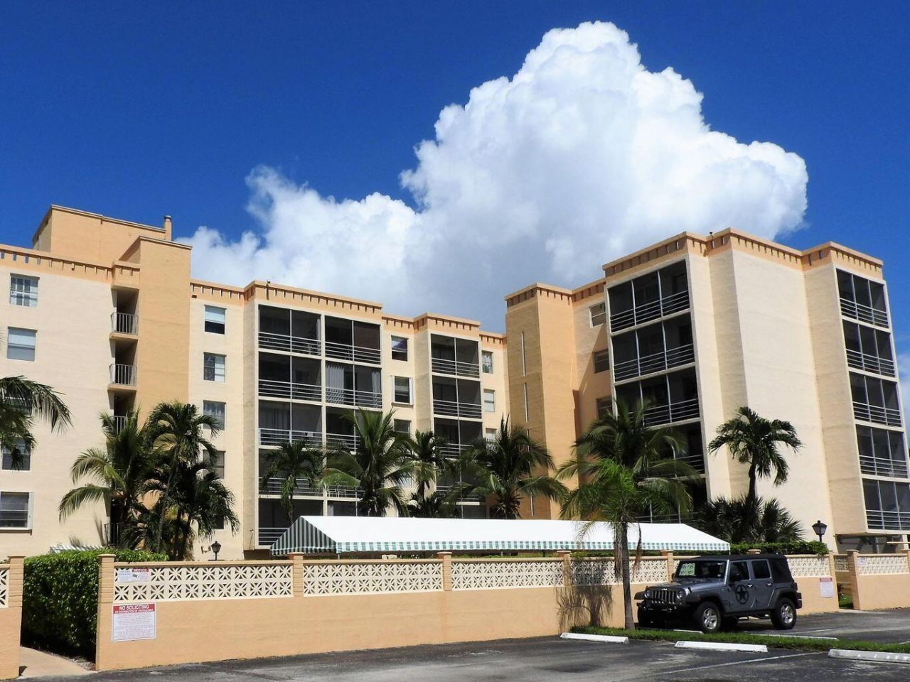 2935 NE 163rd Street, Unit 3m, North Miami Beach, FL 33160 Photo