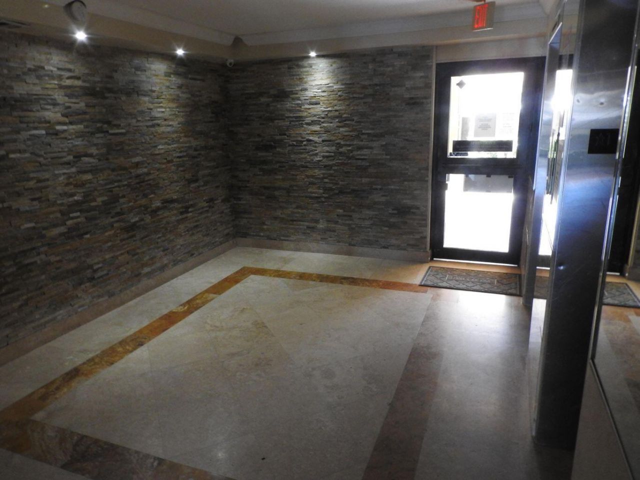 2935 NE 163rd Street, Unit 3m, North Miami Beach, FL 33160 Photo