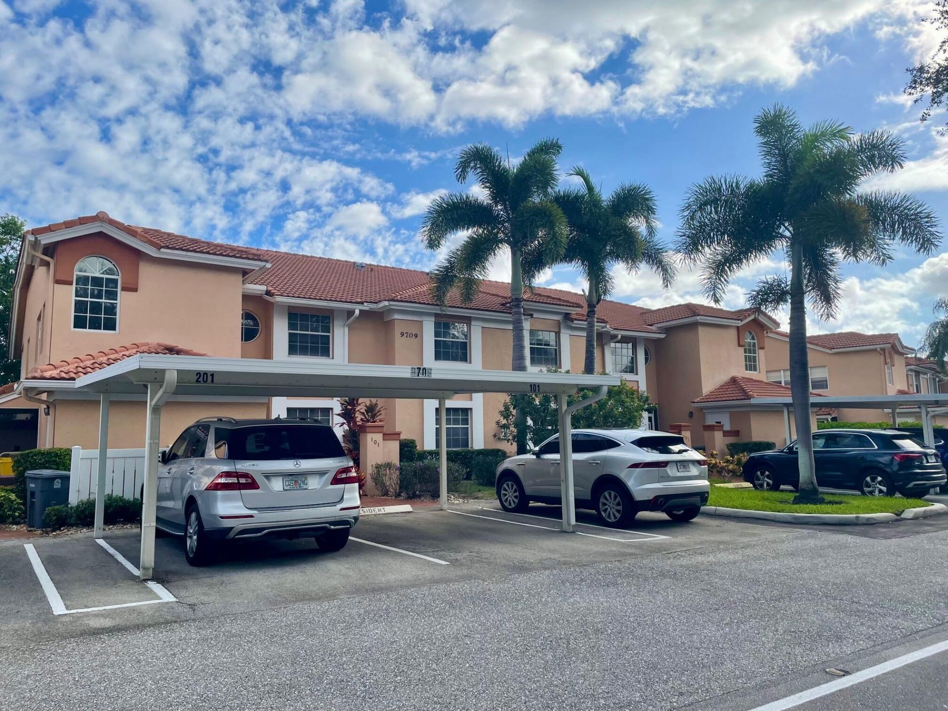 9709 Shadybrook Drive, Unit 201, Boynton Beach, FL 33437 Main Photo