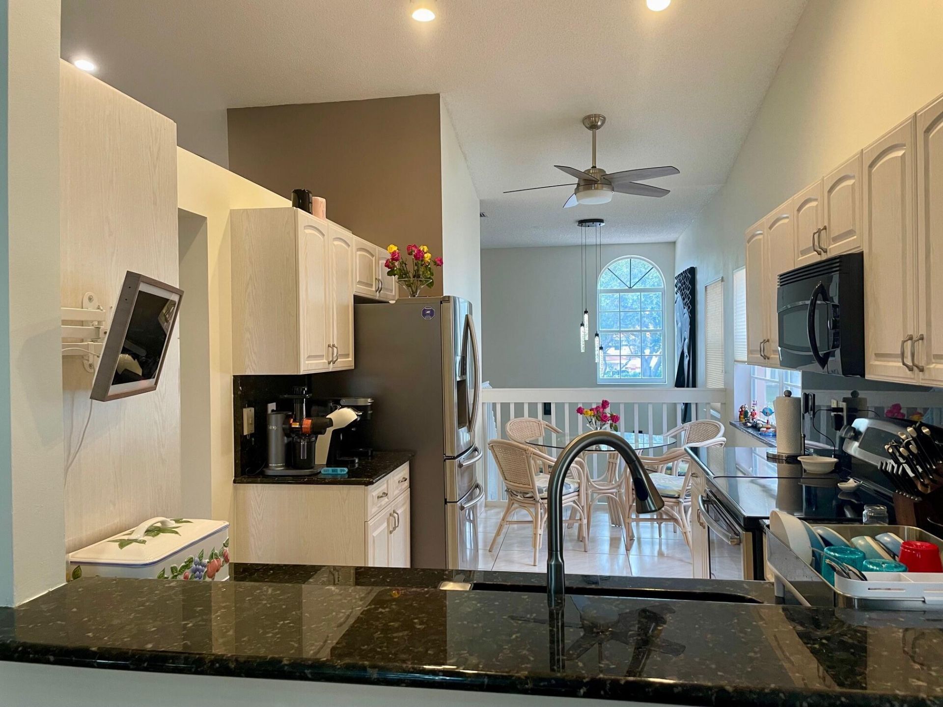 9709 Shadybrook Drive, Unit 201, Boynton Beach, FL 33437 Photo