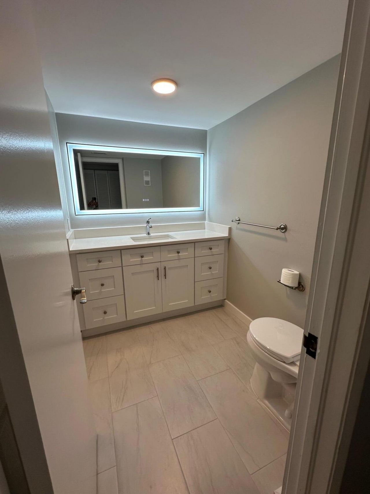 3462 NE Causeway Boulevard, Unit 204, Jensen Beach, FL 34957 Photo