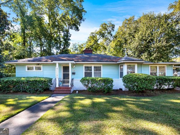 1105 E De Renne Drive, Savannah, GA 31406