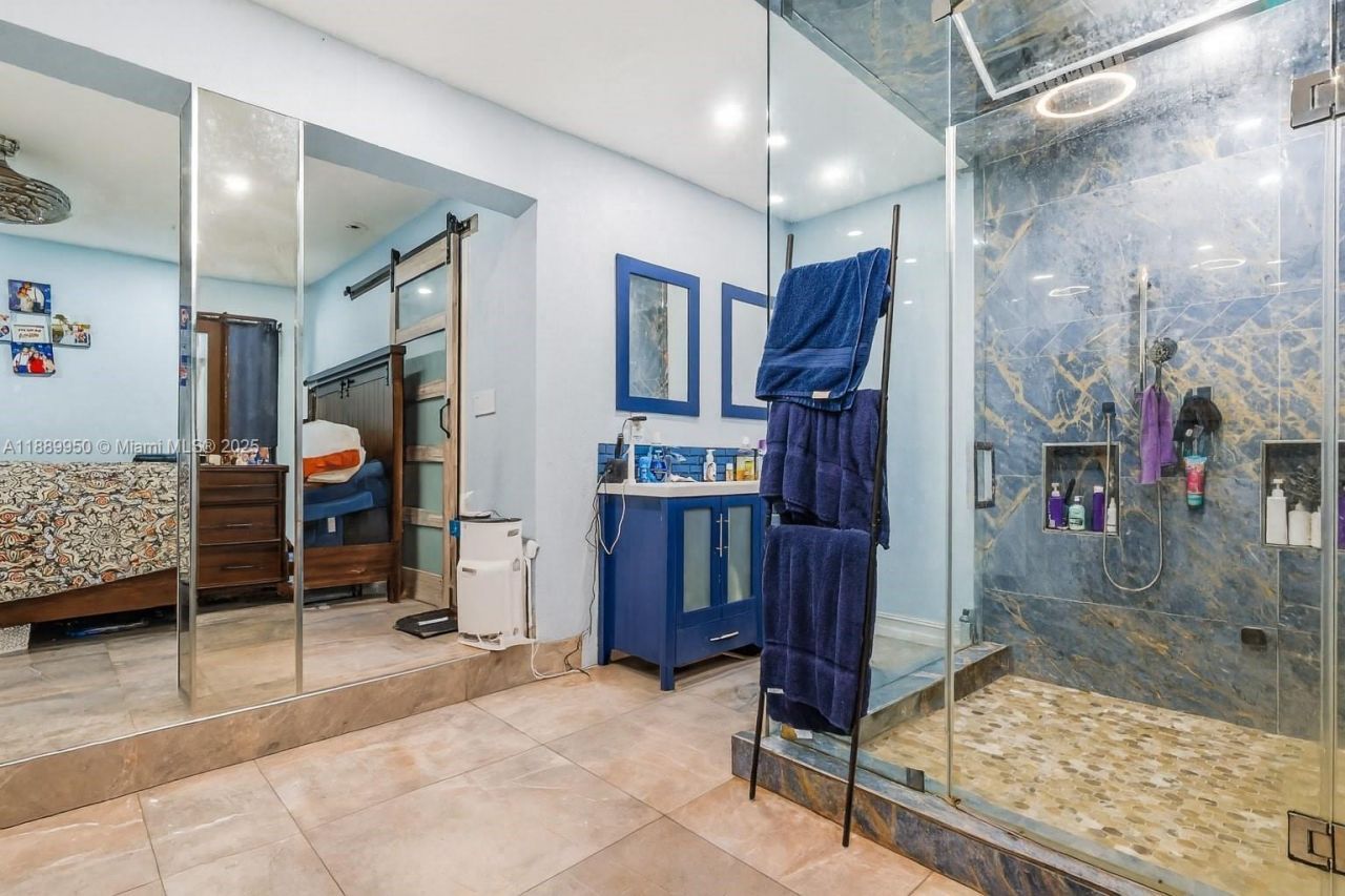 9795 NW 27th Ter, Doral, FL 33172 Photo