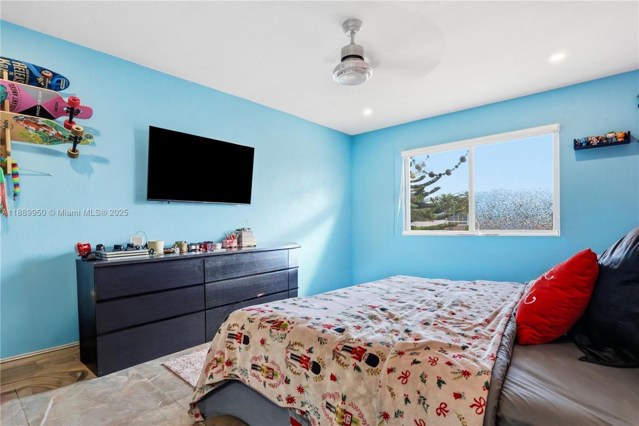 9795 NW 27th Ter, Doral, FL 33172 Photo