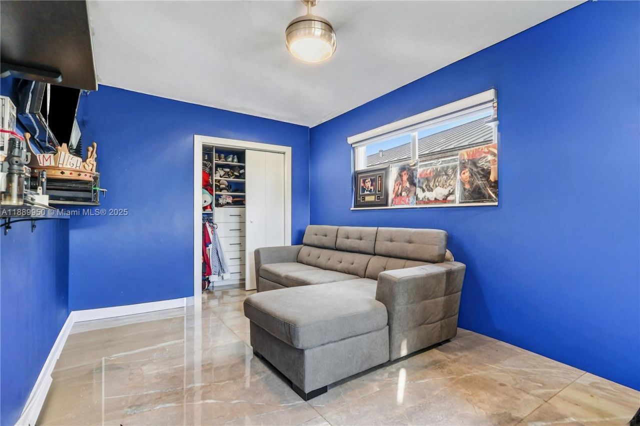 9795 NW 27th Ter, Doral, FL 33172 Photo