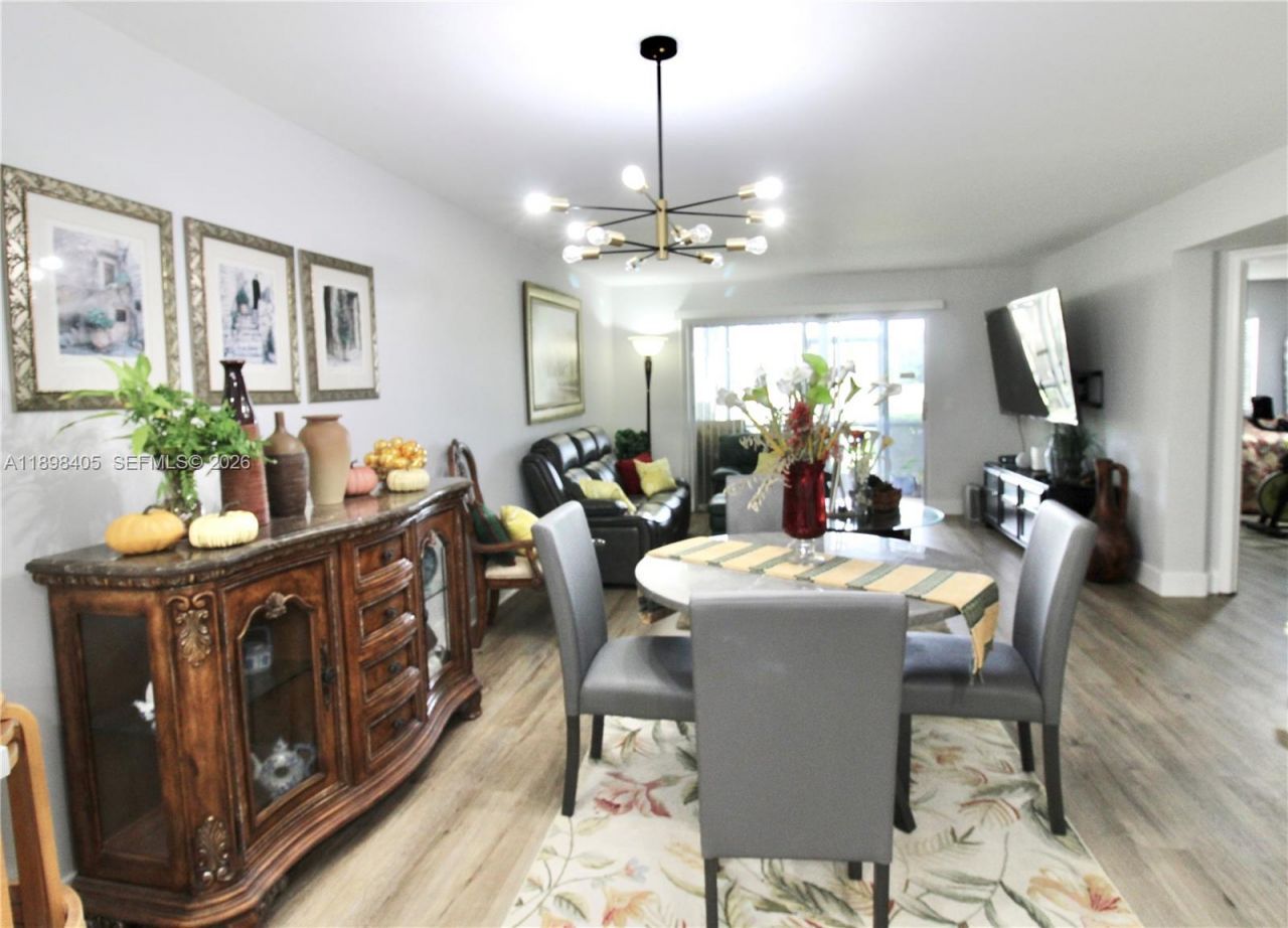 1200 SW 125th Ave, Unit 105L, Pembroke Pines, FL 33027 Photo