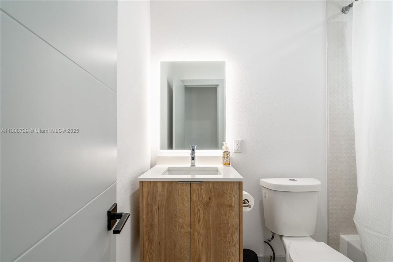 11350 SW 57th St, Miami, FL 33173 Photo