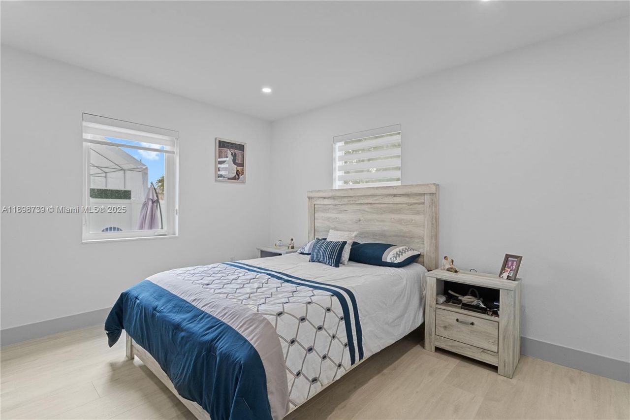 11350 SW 57th St, Miami, FL 33173 Photo