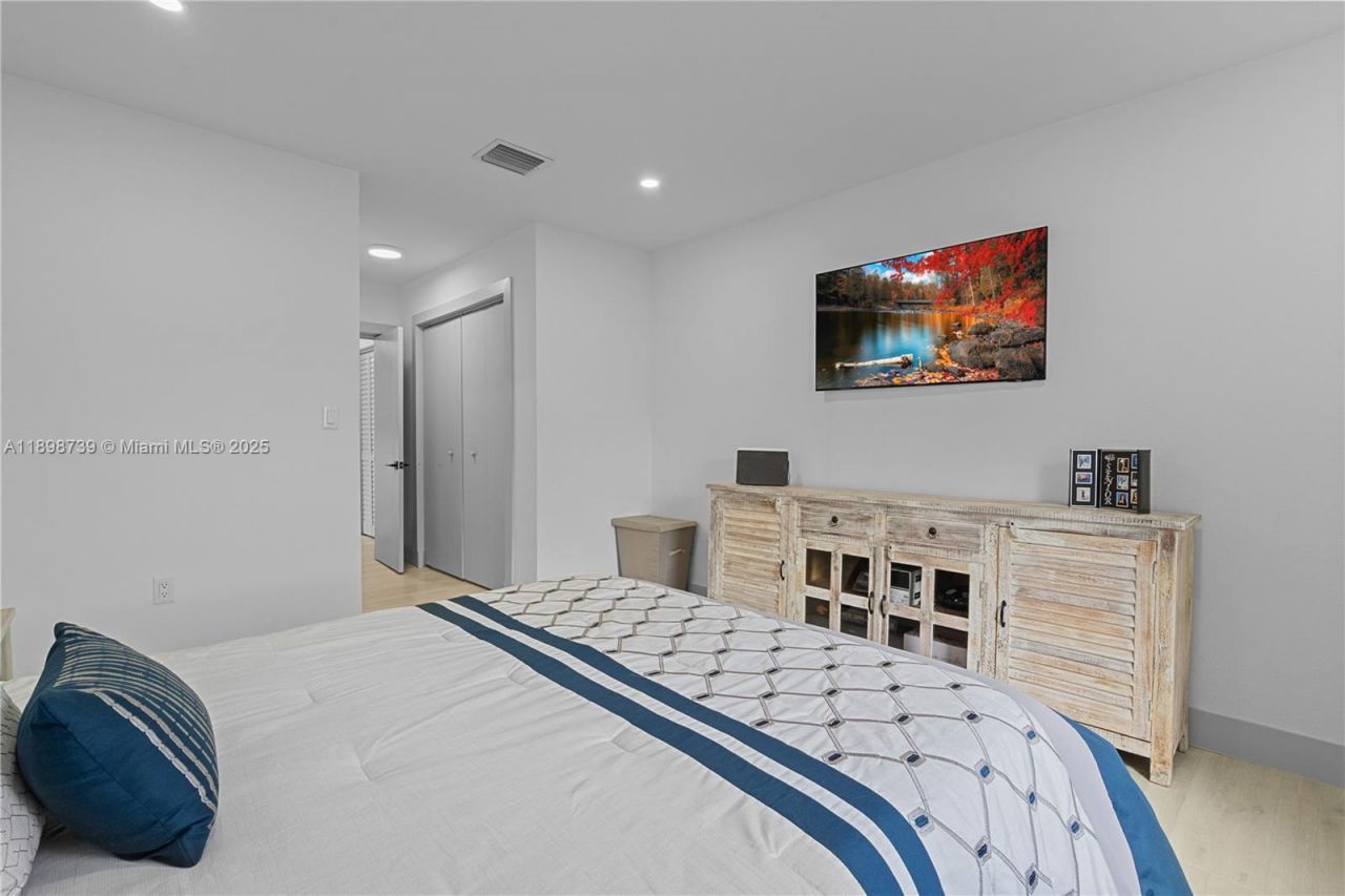 11350 SW 57th St, Miami, FL 33173 Photo