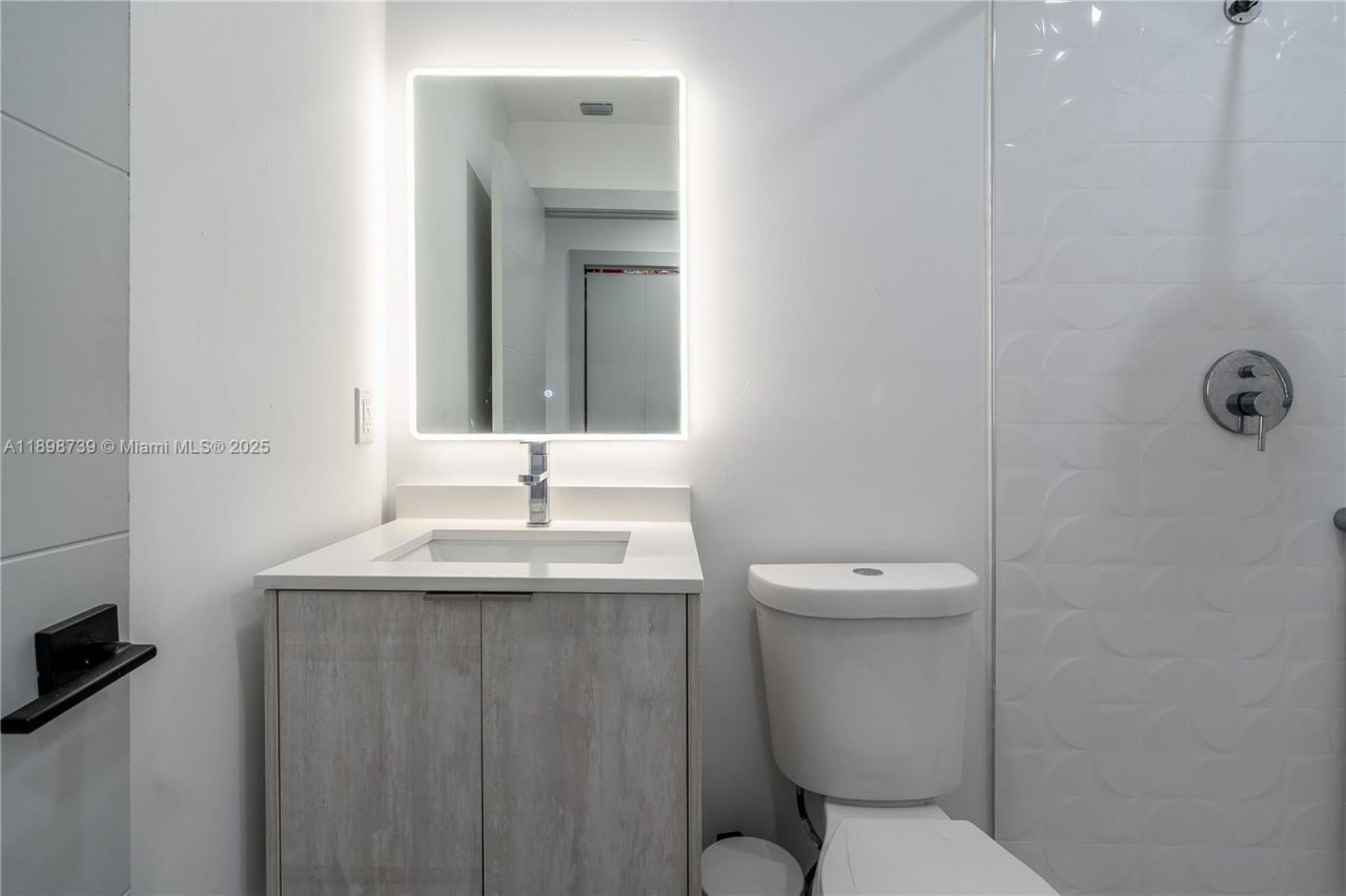 11350 SW 57th St, Miami, FL 33173 Photo