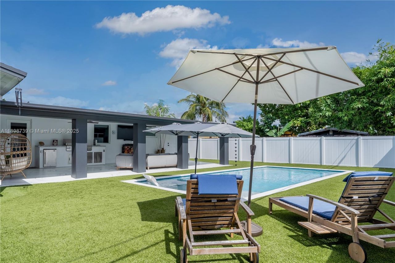 11350 SW 57th St, Miami, FL 33173 Photo