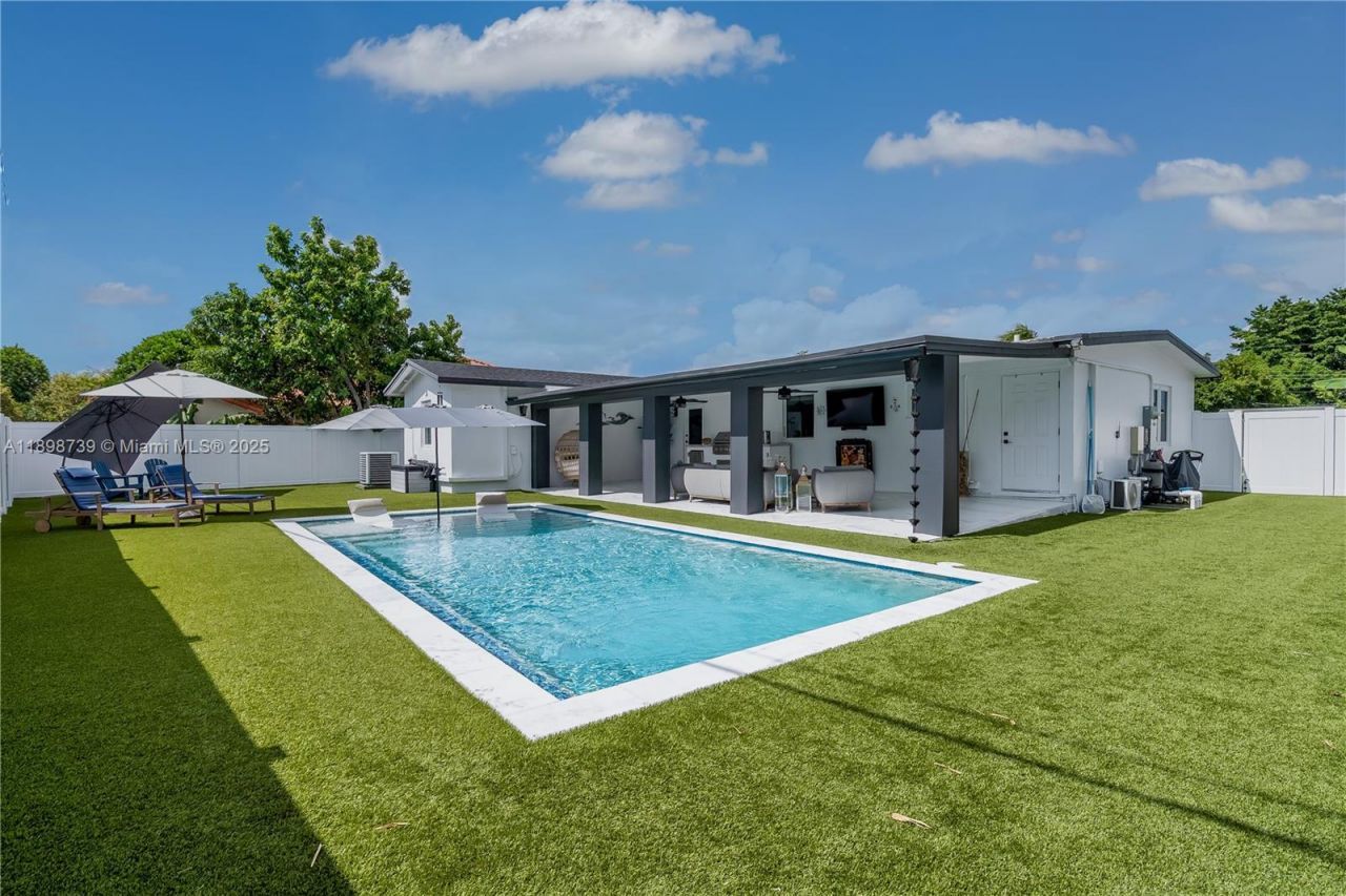 11350 SW 57th St, Miami, FL 33173 Photo