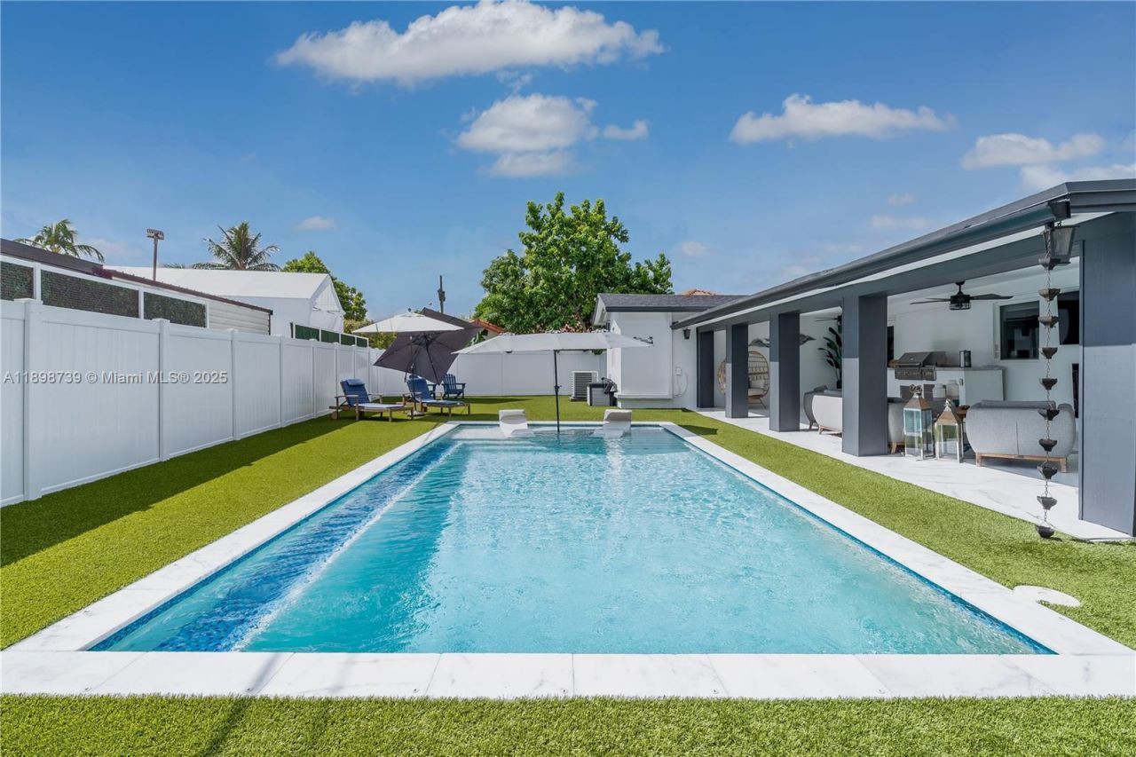 11350 SW 57th St, Miami, FL 33173 Photo