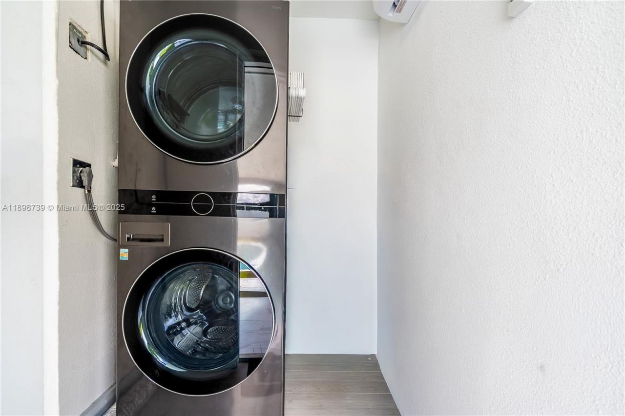 11350 SW 57th St, Miami, FL 33173 Photo