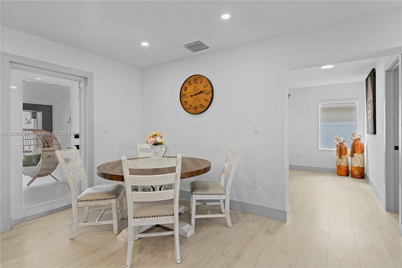 11350 SW 57th St, Miami, FL 33173 Photo