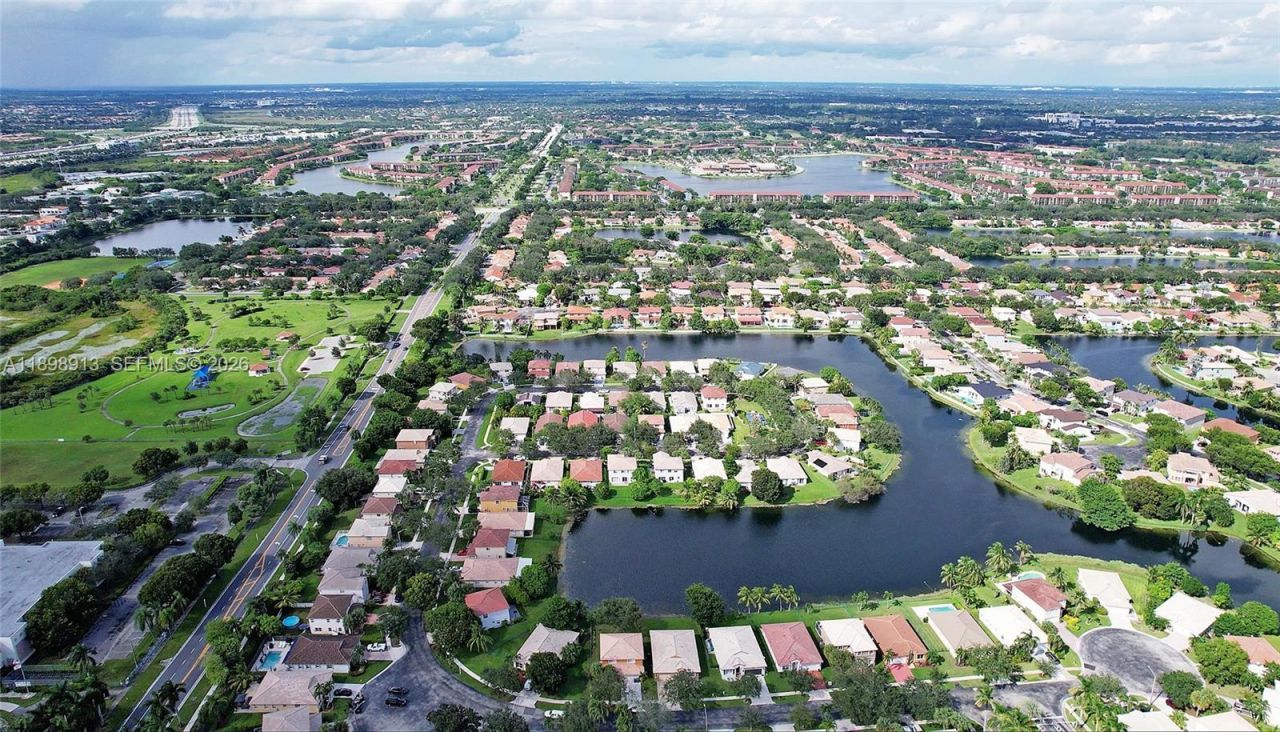 13463 SW 27th St, Miramar, FL 33027 Photo