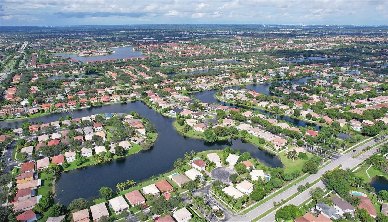 13463 SW 27th St, Miramar, FL 33027 Photo