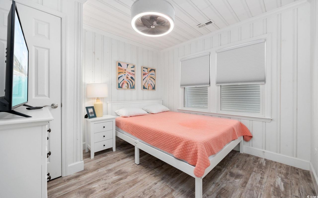 307 53rd Ave. N Photo 21