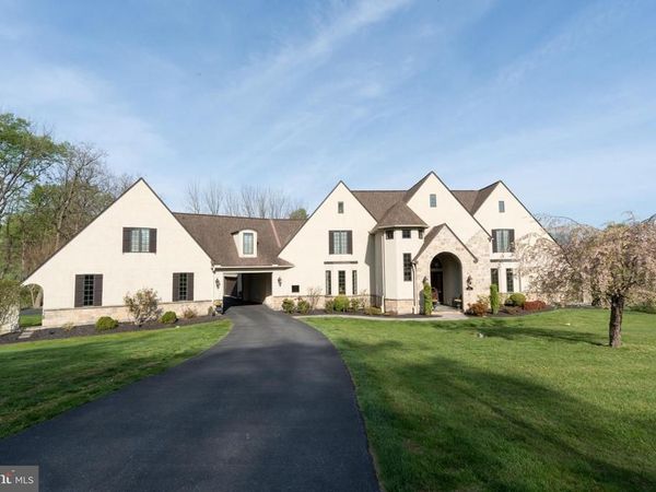 2795 SOUTHWICK DRIVE, LANCASTER, PA 17601