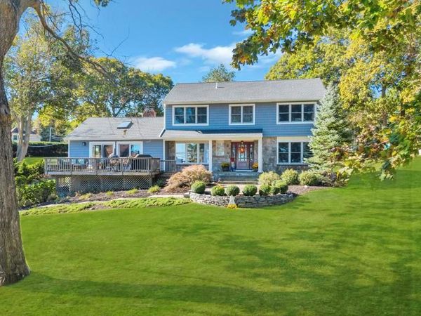 39 Bevin Road, Northport, NY 11768