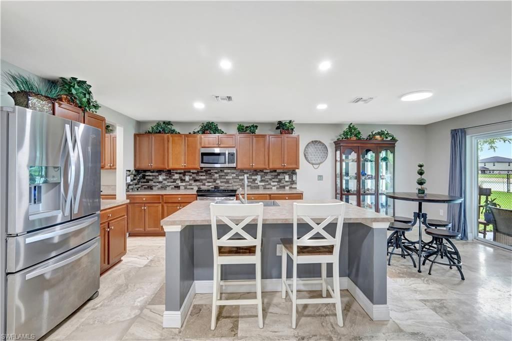 10337 Canal Brook Ln, Lehigh Acres, FL 33936 Photo