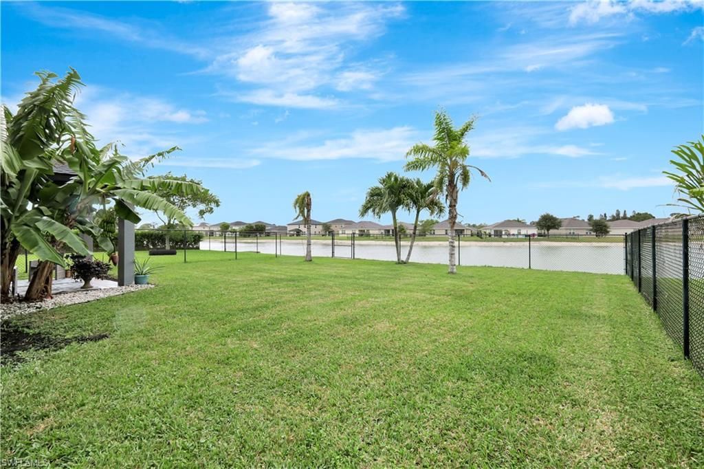 10337 Canal Brook Ln, Lehigh Acres, FL 33936 Photo