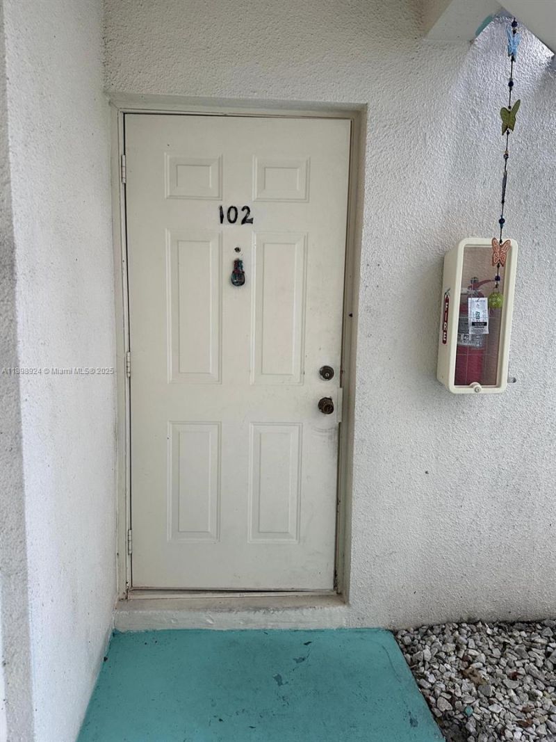 2051 NW 46th Ave, Unit F102, Lauderhill, FL 33313 Photo
