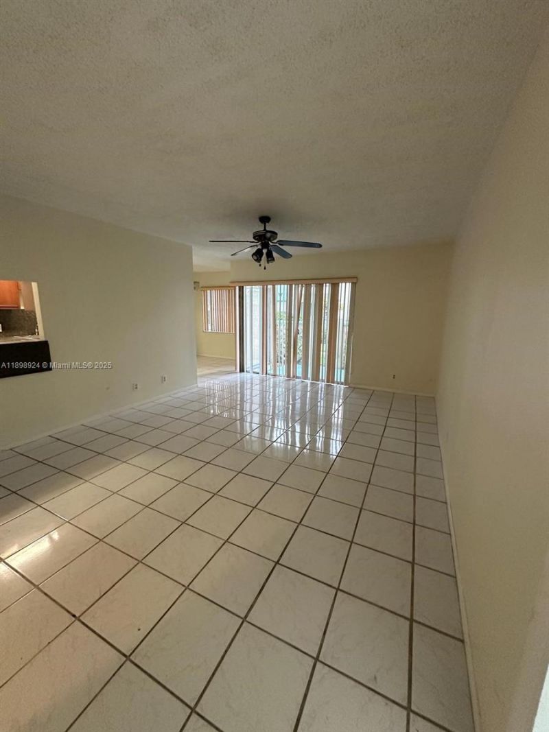 2051 NW 46th Ave, Unit F102, Lauderhill, FL 33313 Photo