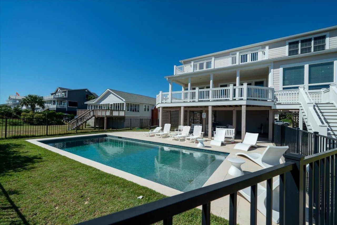 2403 Point Street Edisto Beach, SC 29438