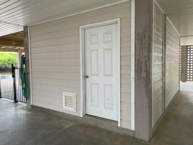 2403 Point Street Photo 67