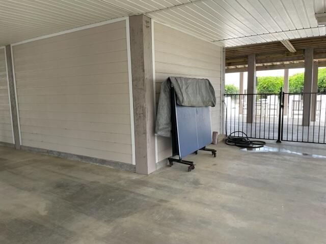 2403 Point Street Photo 68