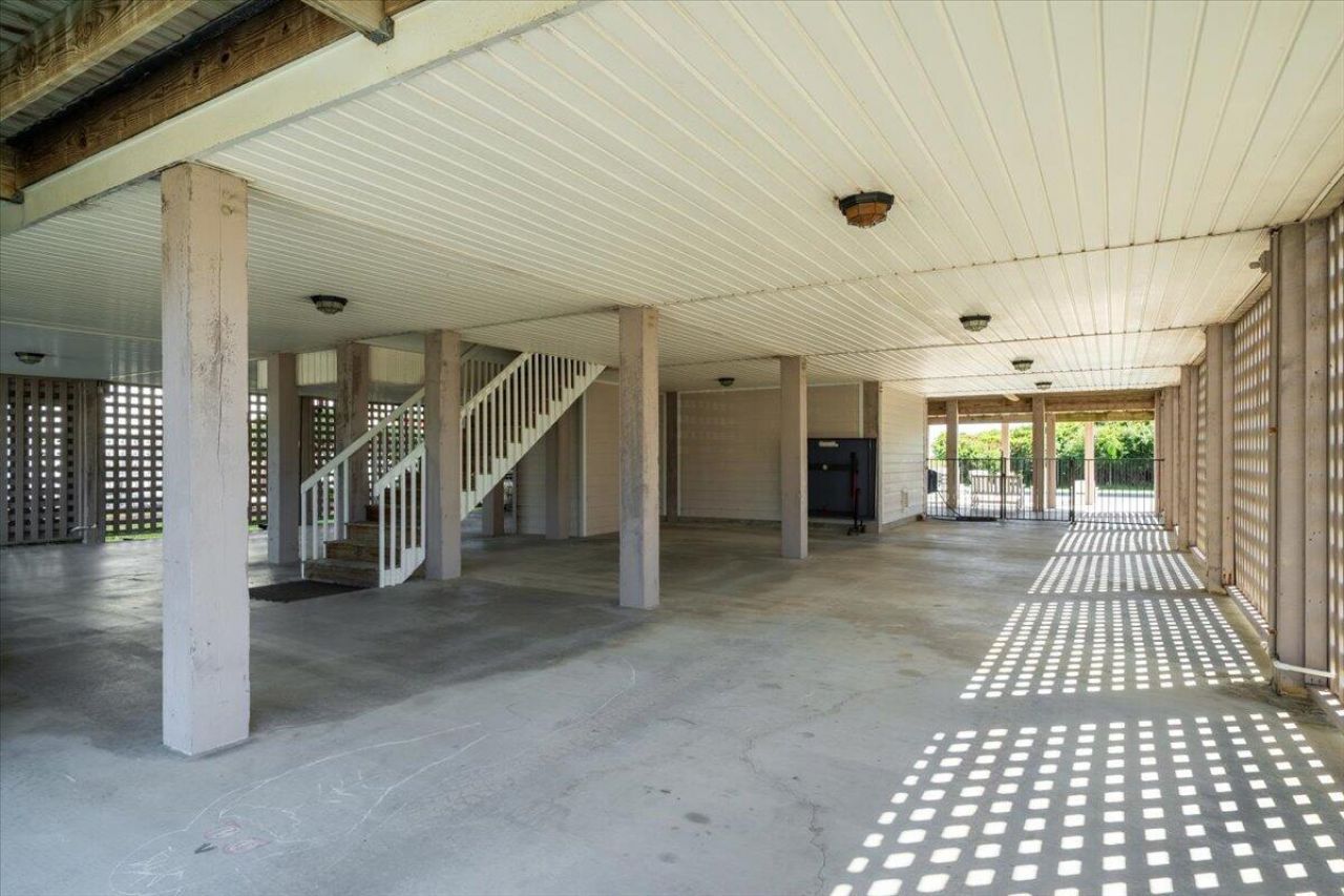 2403 Point Street Photo 69