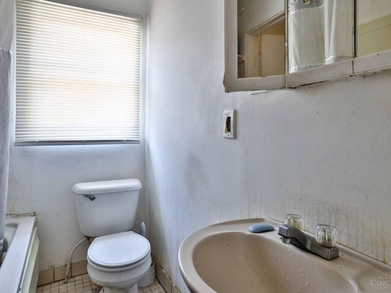 1401 Chamberlain Avenue, Lincoln Heights, OH 45215 Photo 9