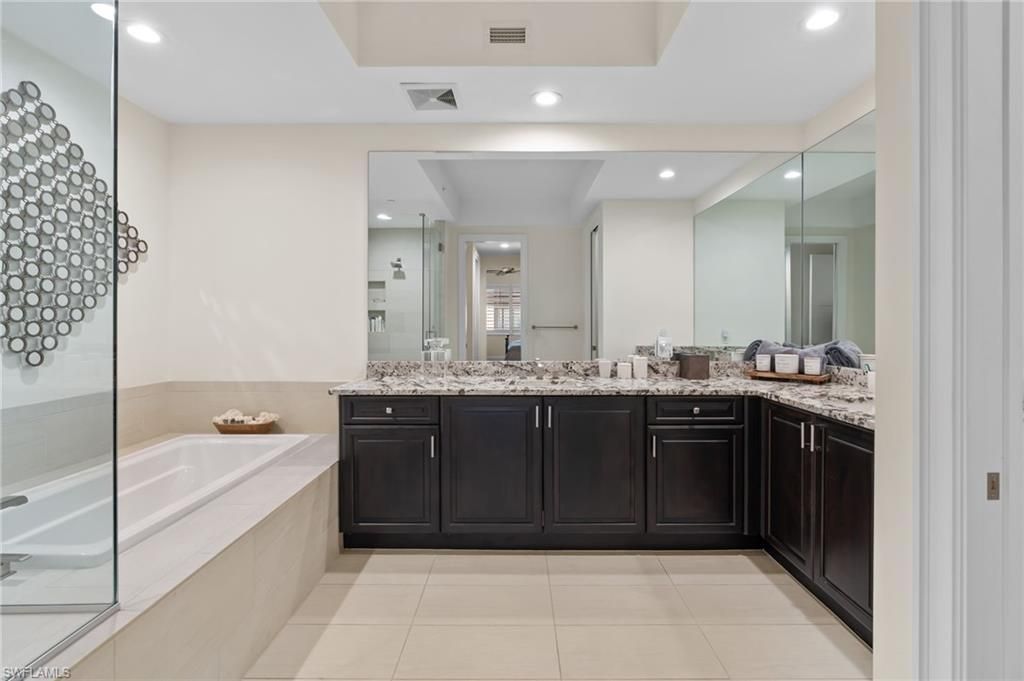 1030 3rd Ave S, Unit 319, Naples, FL 34102 Photo