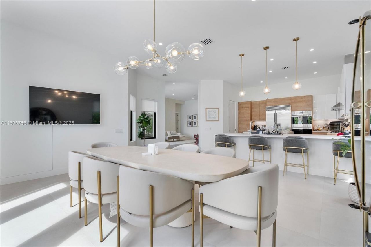 3502 Ashwood Cir N, Hollywood, FL 33312 Photo