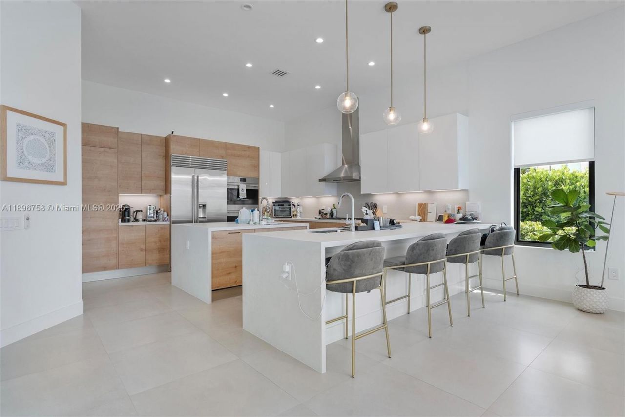 3502 Ashwood Cir N, Hollywood, FL 33312 Photo