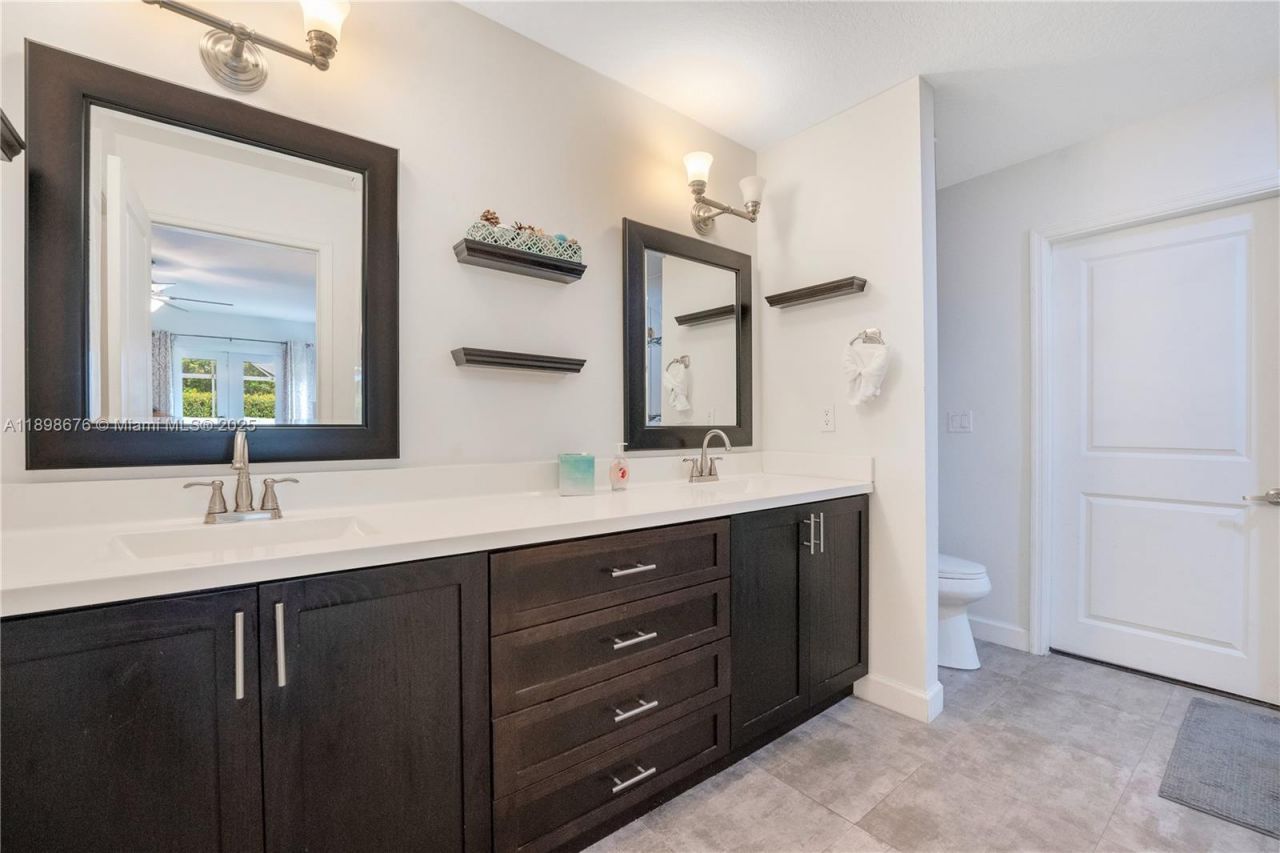 15300 SW 164th St, Miami, FL 33187 Photo