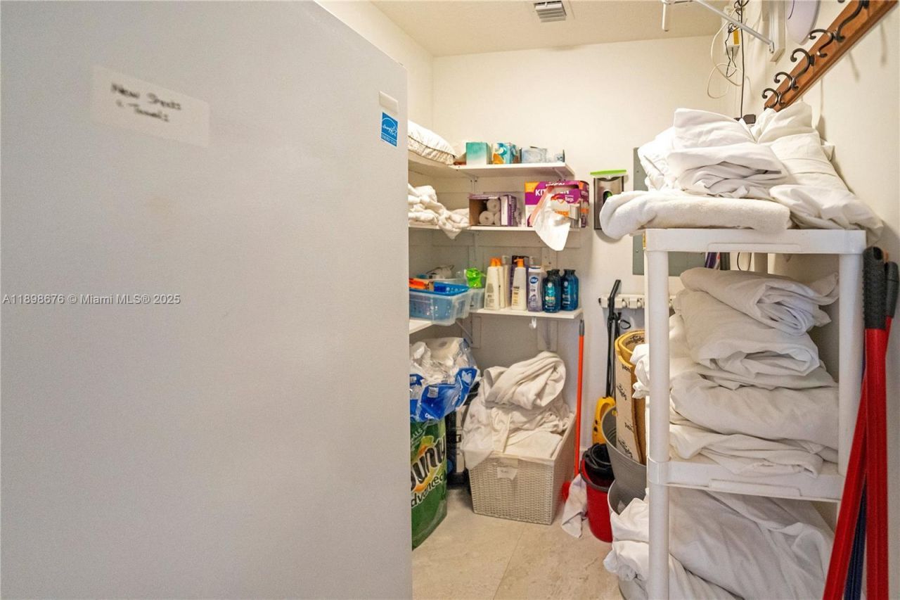 15300 SW 164th St, Miami, FL 33187 Photo