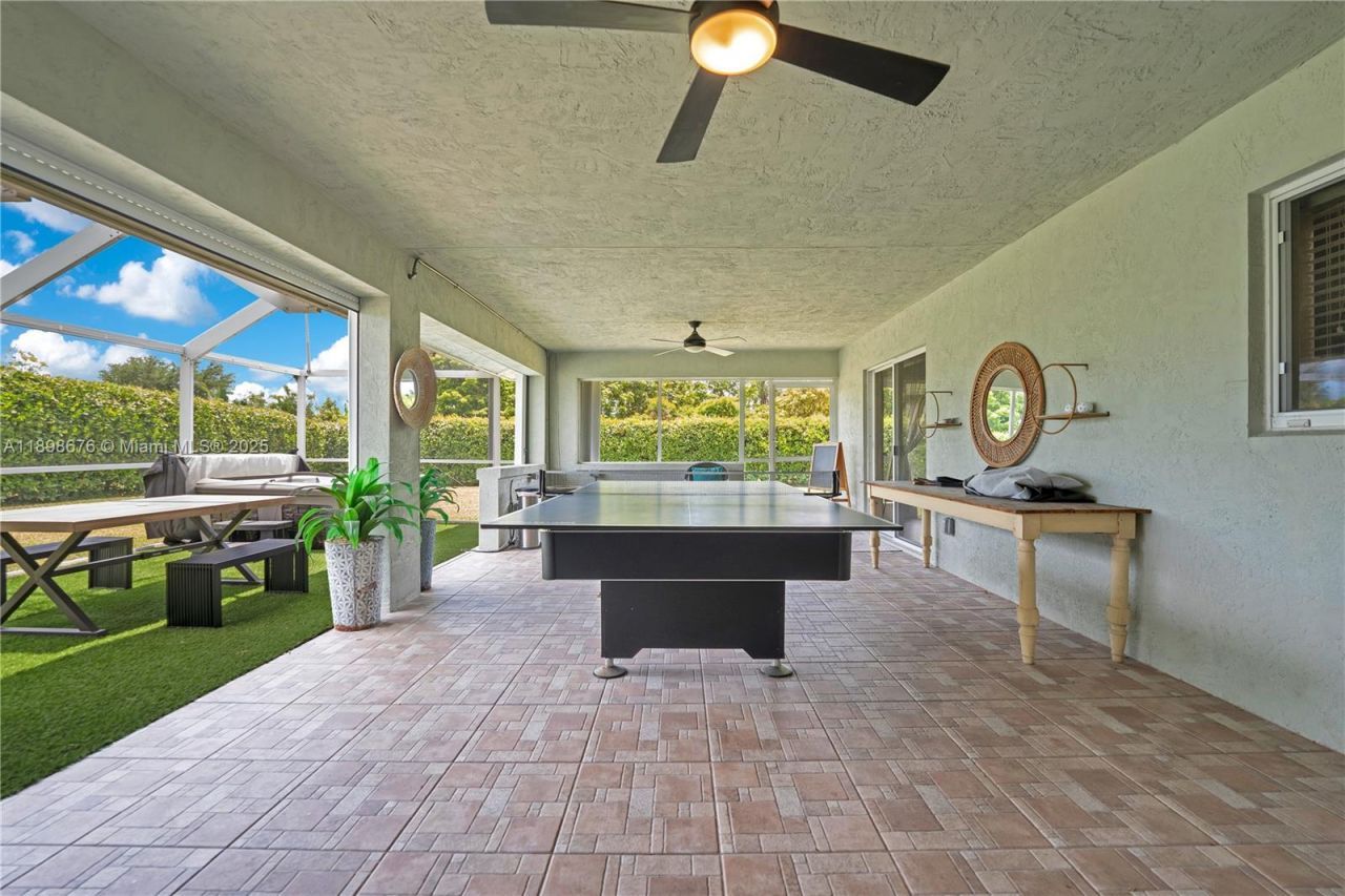 15300 SW 164th St, Miami, FL 33187 Photo