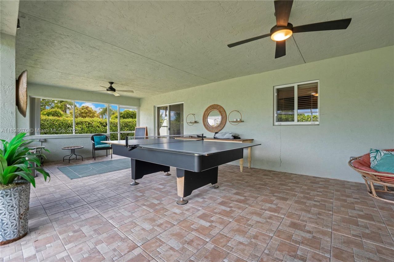 15300 SW 164th St, Miami, FL 33187 Photo