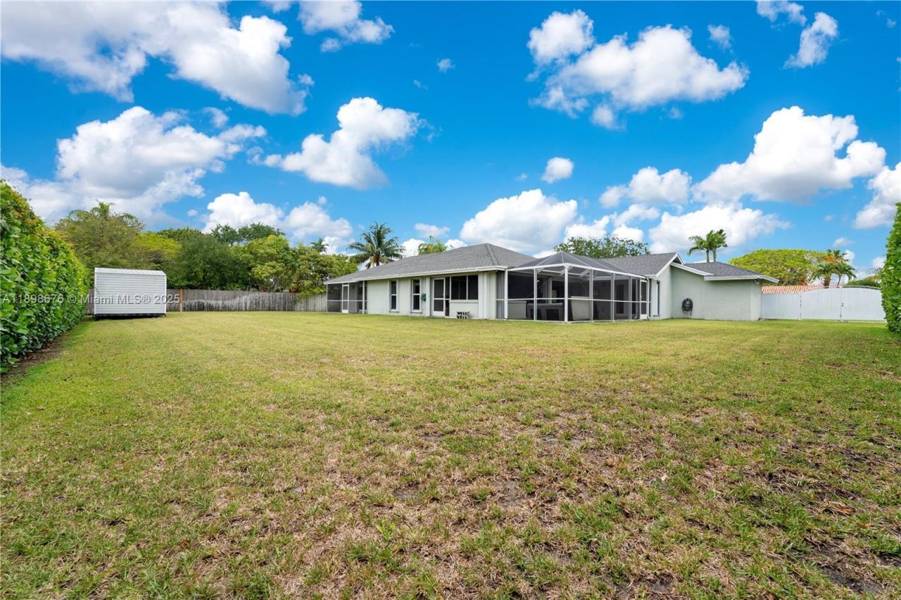 15300 SW 164th St, Miami, FL 33187 Photo