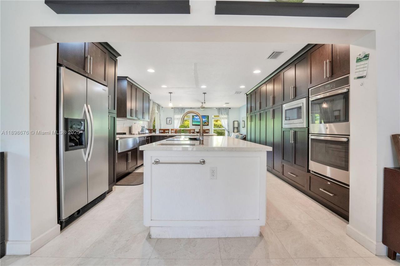 15300 SW 164th St, Miami, FL 33187 Photo