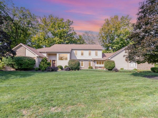 886 Squire Oaks Drive, Villa Hills, KY 41017