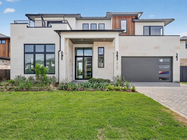 10105 Milky Way DR, Austin, TX 78730