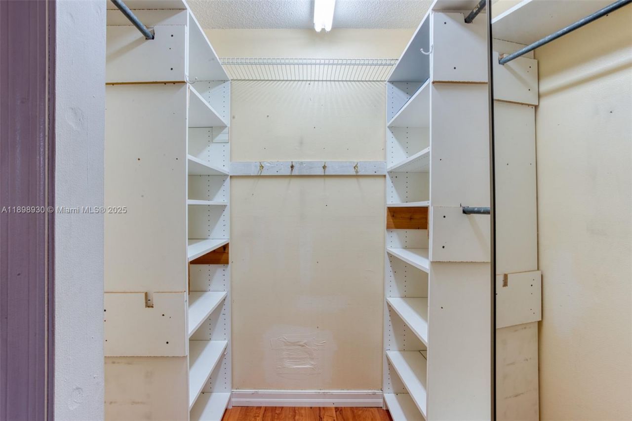 1005 Country Club Dr, Unit 408, Margate, FL 33063 Photo