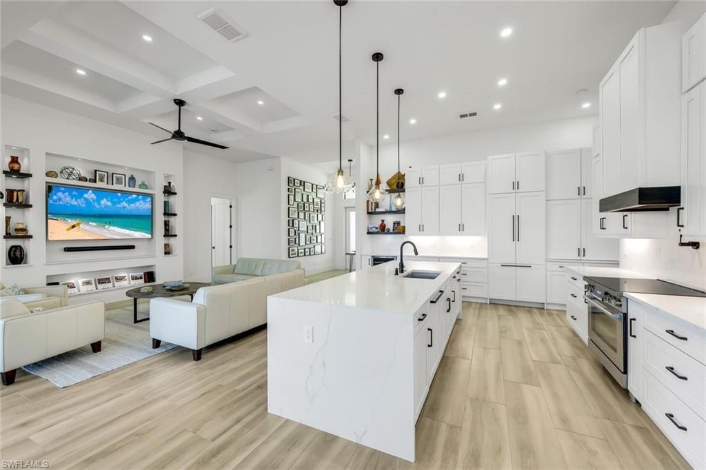 2307 SW 45th Ter, Cape Coral, FL 33914 Photo