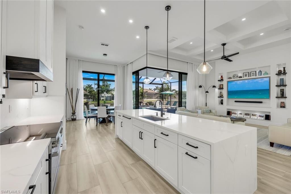 2307 SW 45th Ter, Cape Coral, FL 33914 Photo